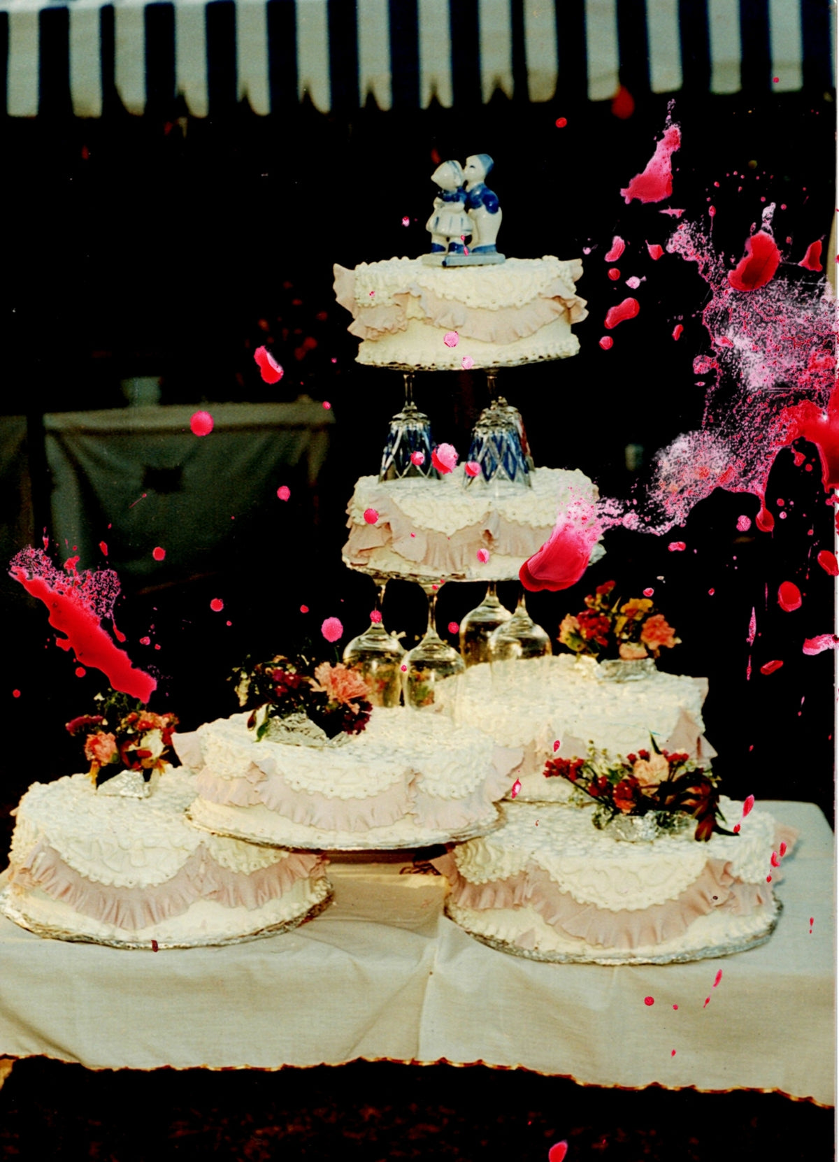 WEDDING CAKE