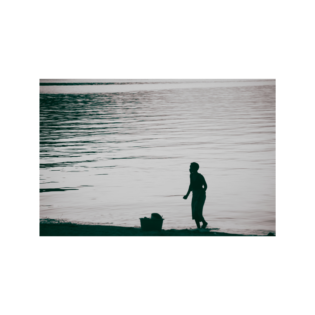 Young girl on the lake