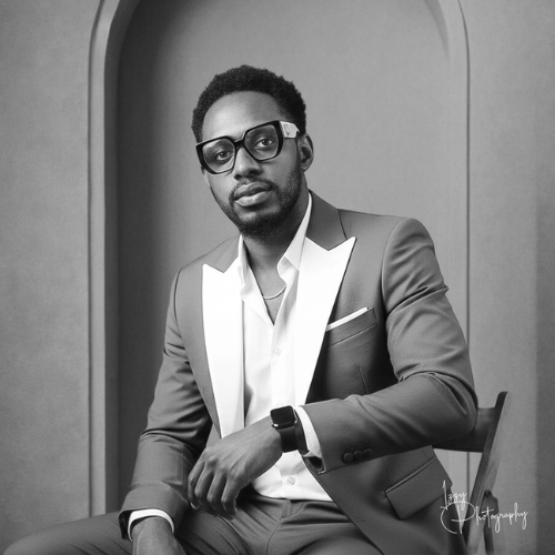 Artist Ehinomen Okoeki