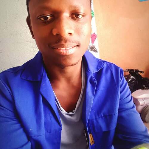 Artist Mpho Mothuntsi